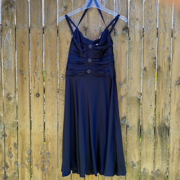 Badgley Mischka 100% Silk Midnight Blue Halter Dress Sz 6 - Picture 1 of 13
